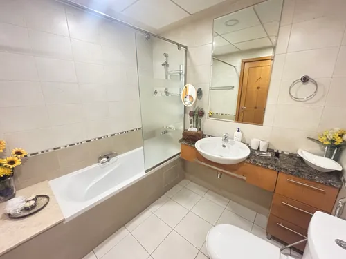 4 Bedrooms Penthouse in Marinascape Avant