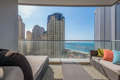 3 Bedrooms Apartment in Trident Grand Residence