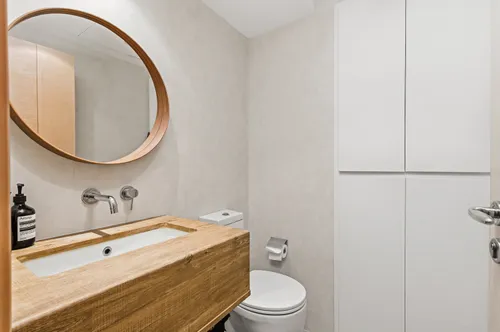 2 Bedrooms Apartment in Fairfield Tower