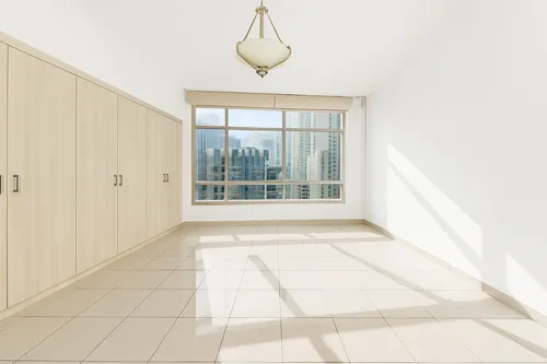 2 Bedrooms Apartment in Fairfield Tower