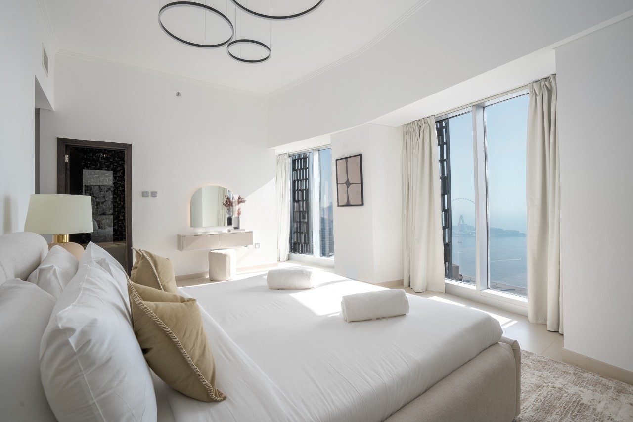  Apartment in Cayan Tower