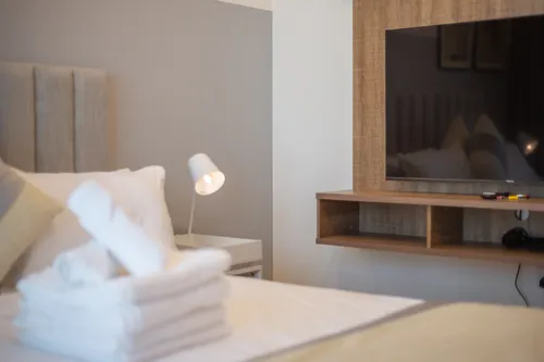 1 Bedroom Apartment in 5242 Tower 2