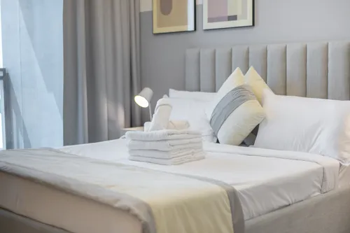 1 Bedroom Apartment in 5242 Tower 2