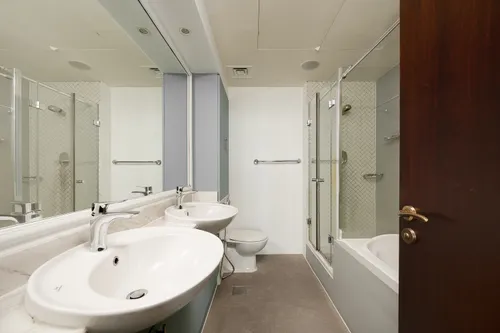 4 Bedrooms Apartment in Al Mesk Tower