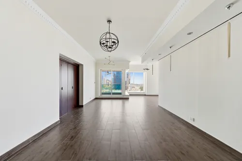 4 Bedrooms Apartment in Al Mesk Tower