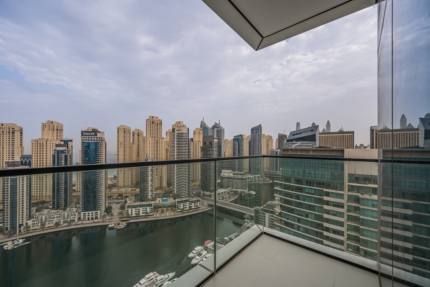 2 Bedrooms Apartment in Vida Residences Dubai Marina