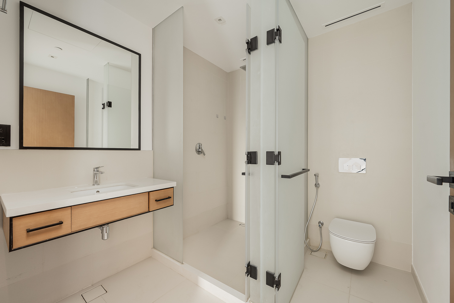 2 Bedrooms Apartment in Vida Residences Dubai Marina