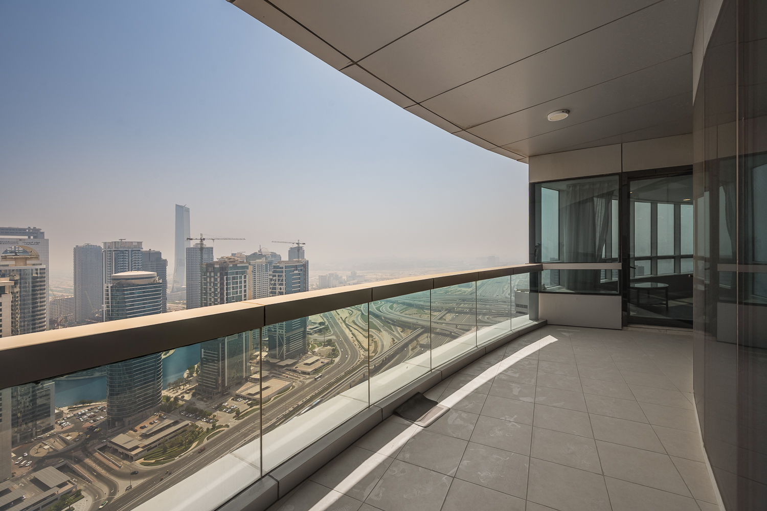 4 Bedrooms Apartment in Horizon Tower