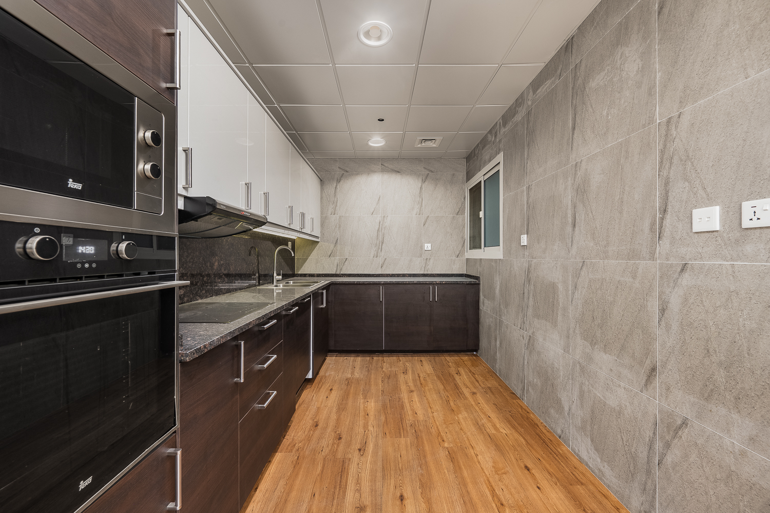 4 Bedrooms Apartment in Horizon Tower