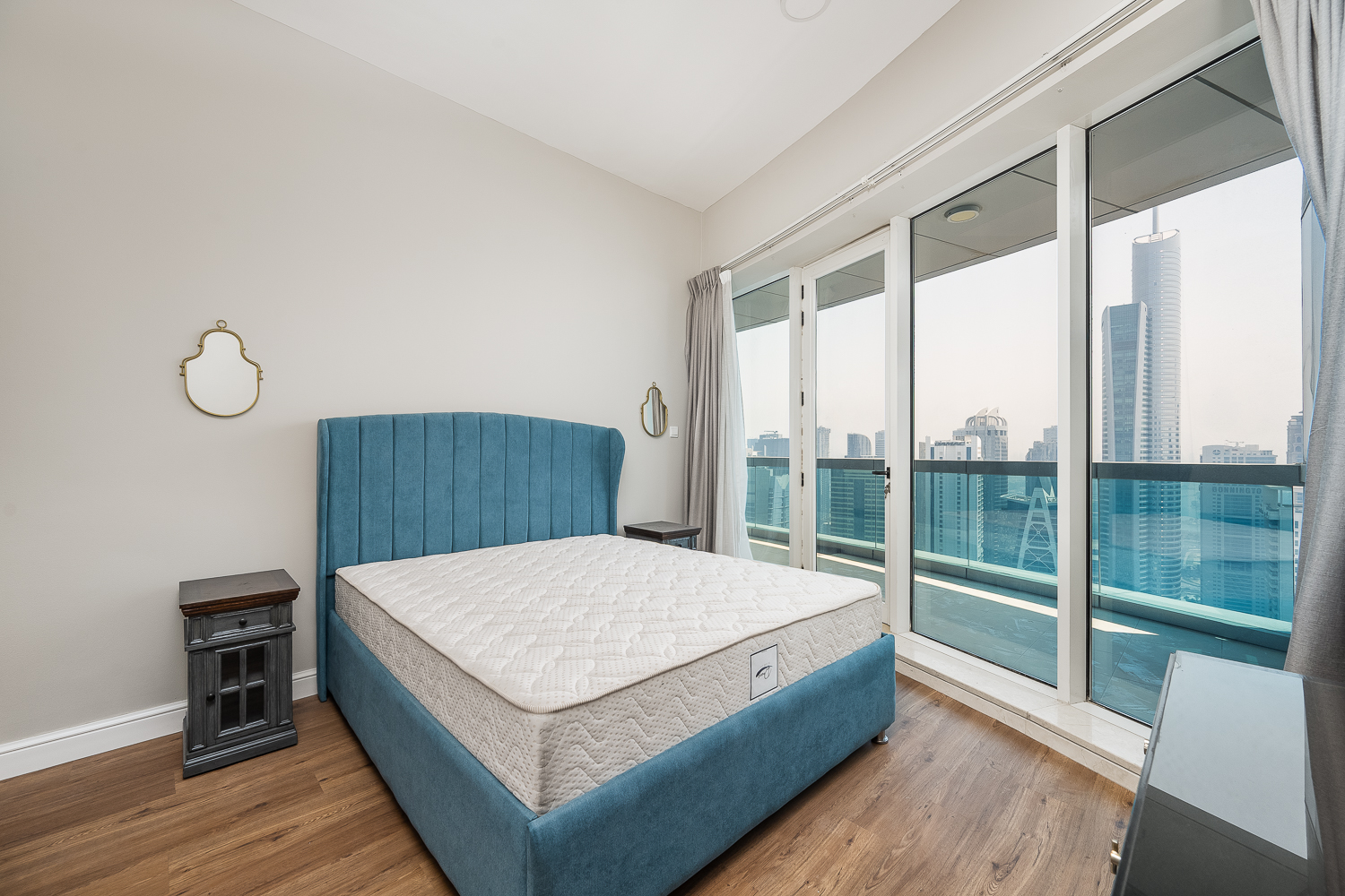 4 Bedrooms Apartment in Horizon Tower