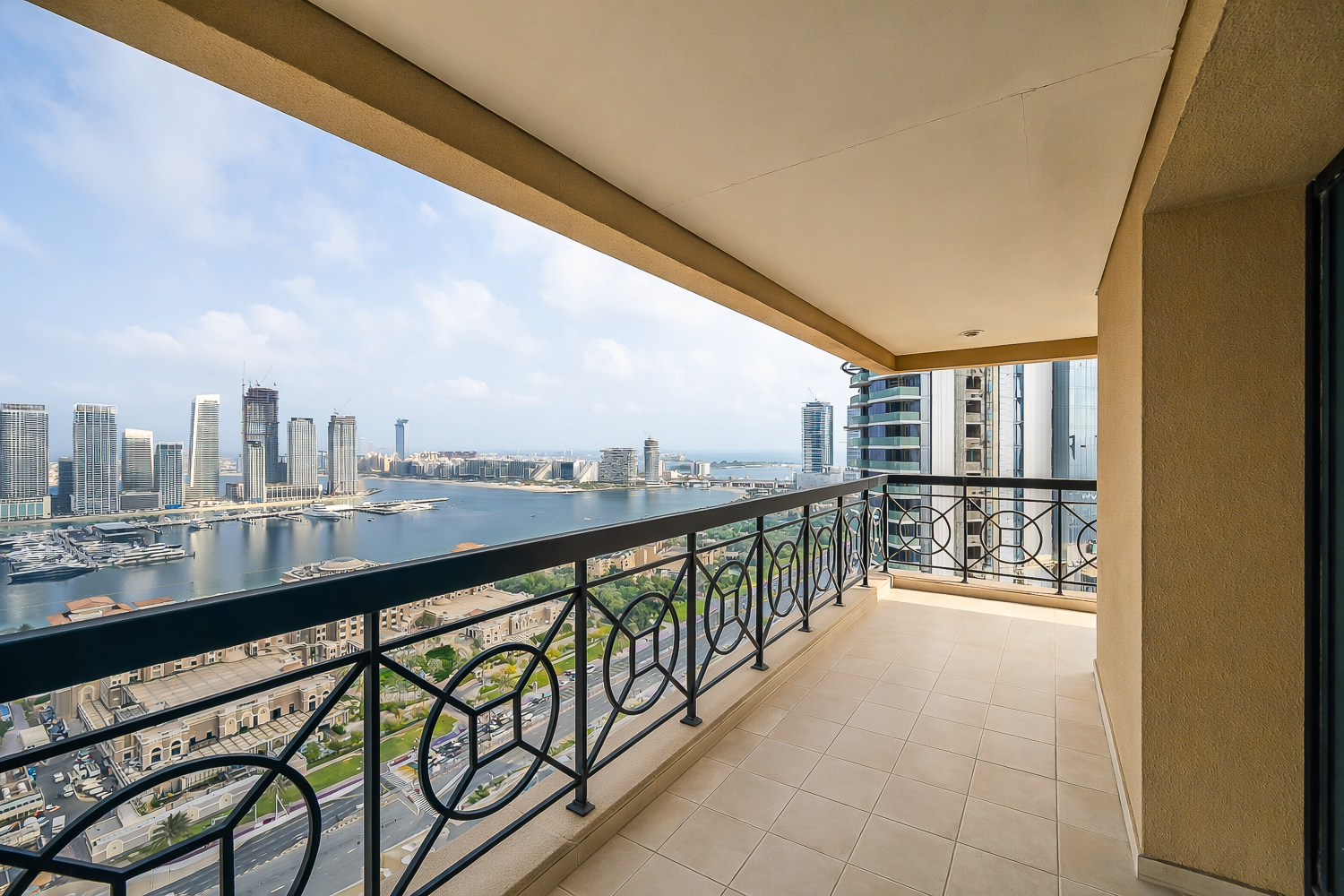 3 Bedrooms Apartment in Al Seef Tower