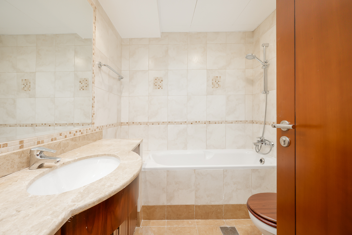 3 Bedrooms Apartment in Al Seef Tower