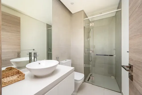 2 Bedrooms Apartment in Studio One