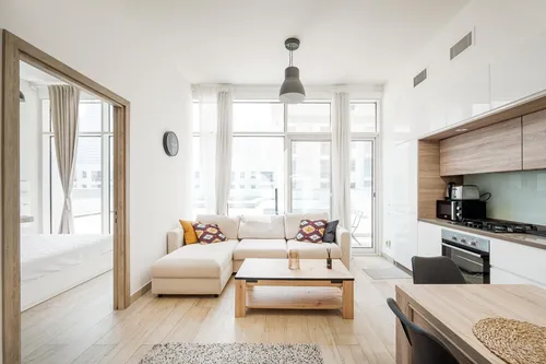 Vacant | Fully Furnished | Low Floor