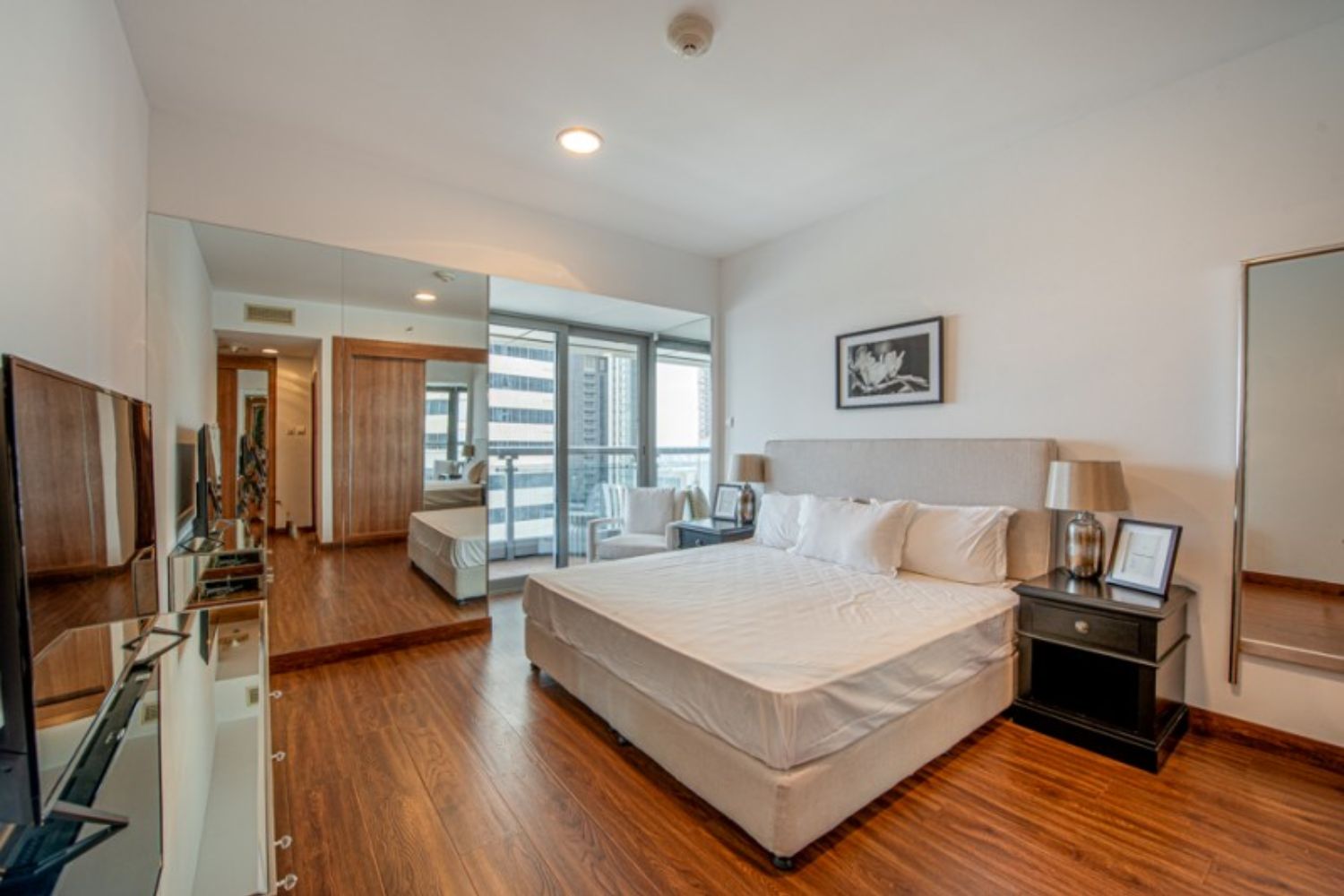 3 Bedrooms Apartment in Princess Tower