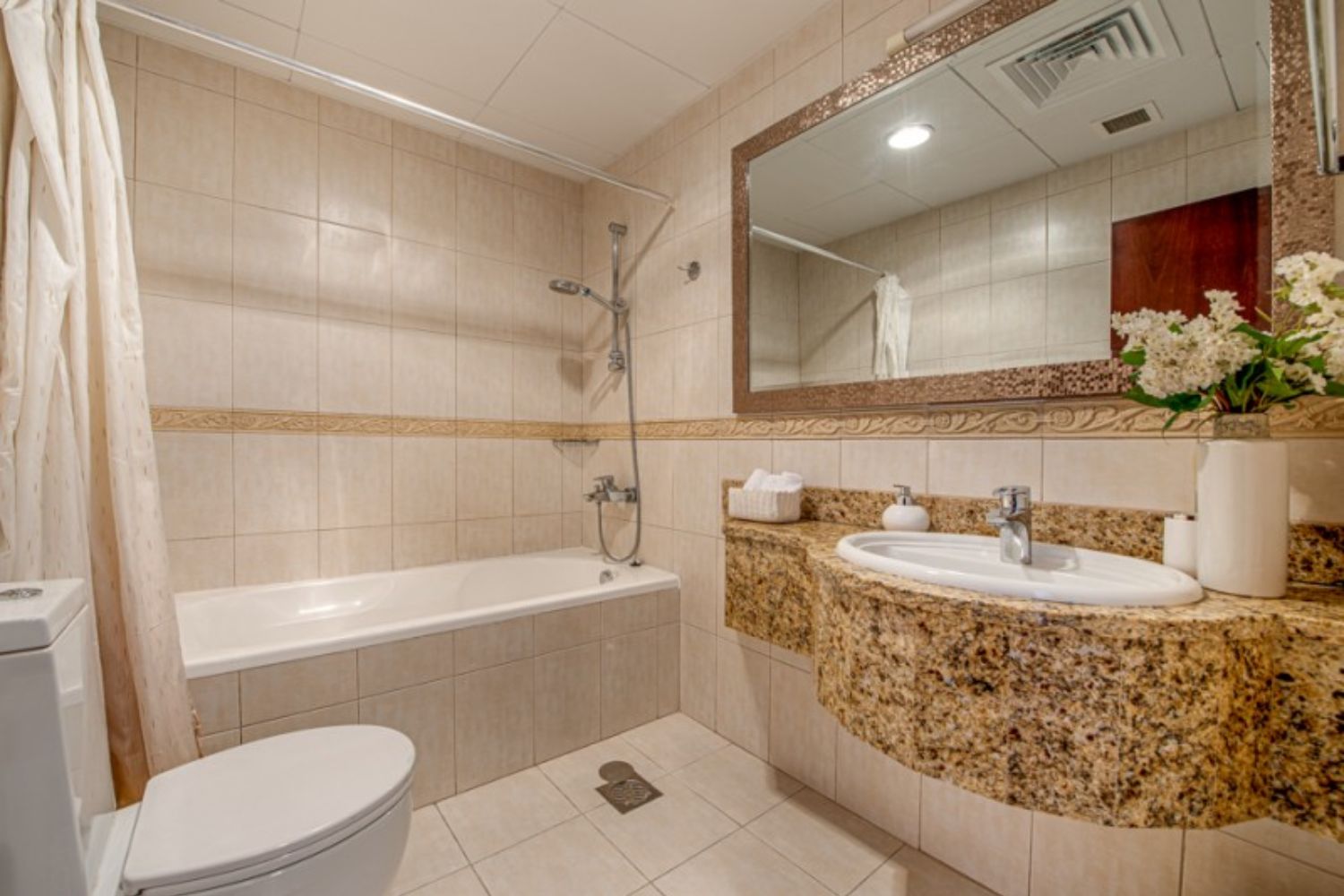 3 Bedrooms Apartment in Princess Tower