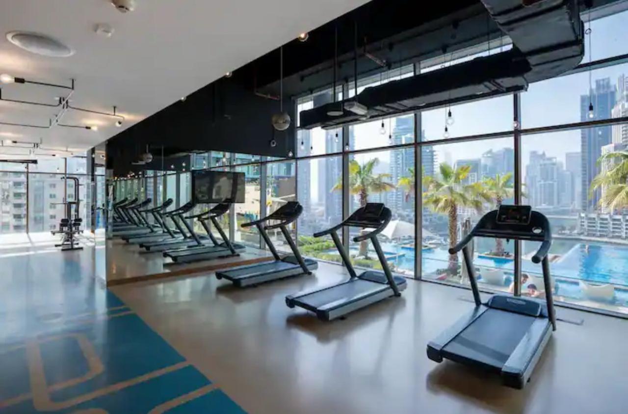 4 Bedrooms Penthouse in Marina Gate 1