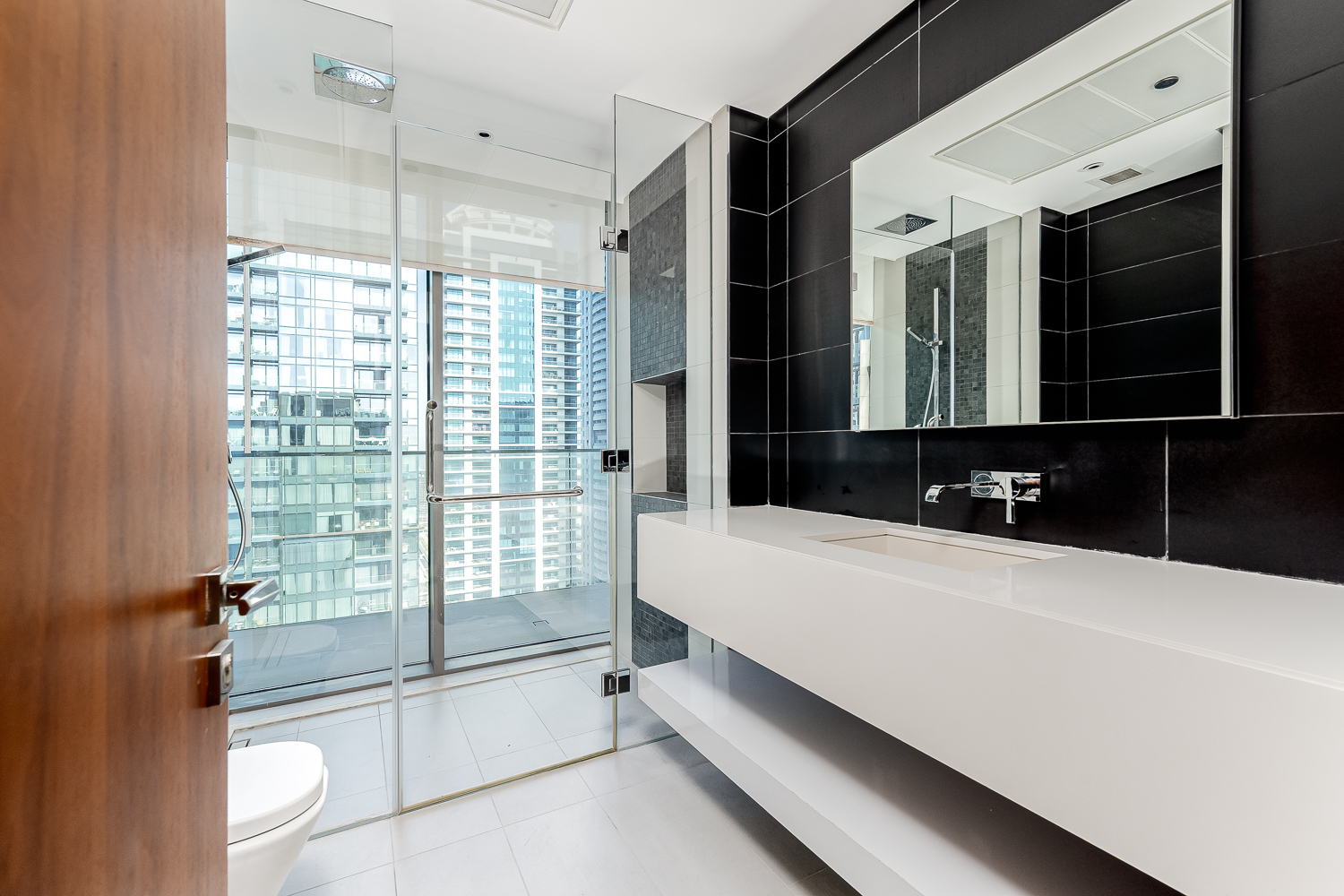 4 Bedrooms Penthouse in Marina Gate 1