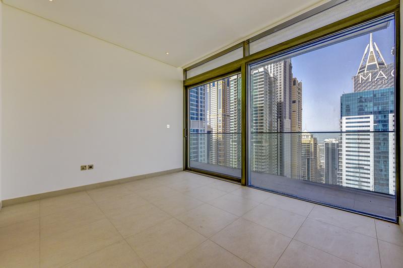 4 Bedrooms Penthouse in Marina Gate 1