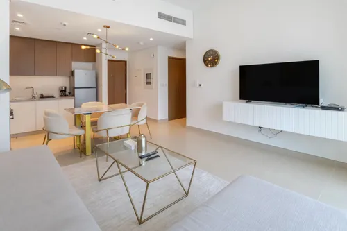 1 Bedroom Apartment in 5242 Tower 1