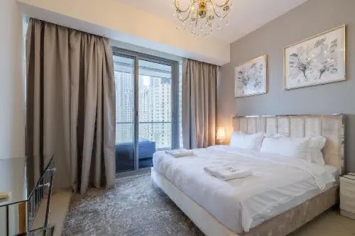 2 Bedrooms Apartment in Trident Grand Residence