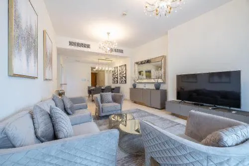 2 Bedrooms Apartment in Trident Grand Residence