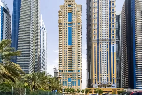 3 Bedrooms Apartment in Marina Crown