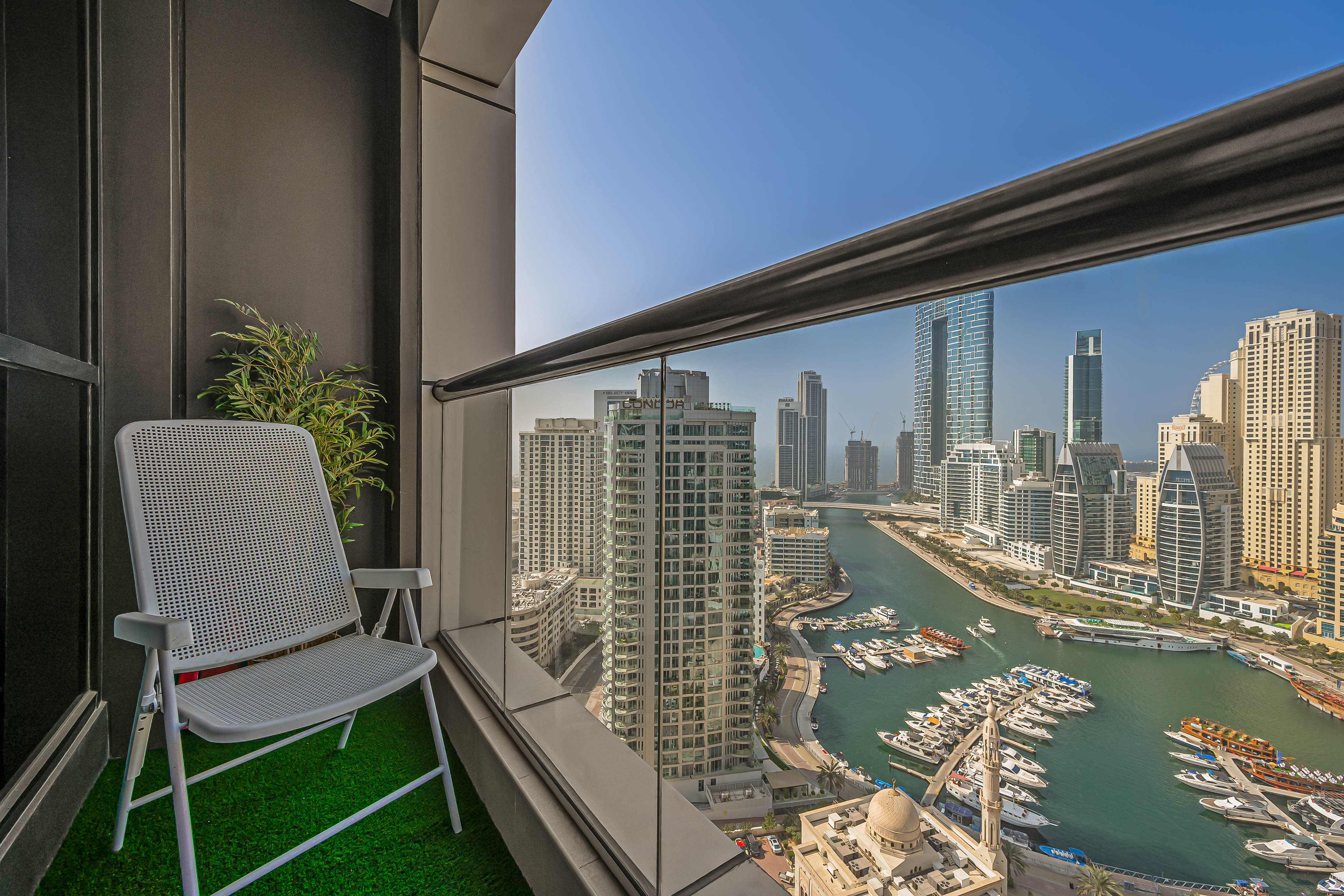 1 Bedroom Apartment in Escan Tower