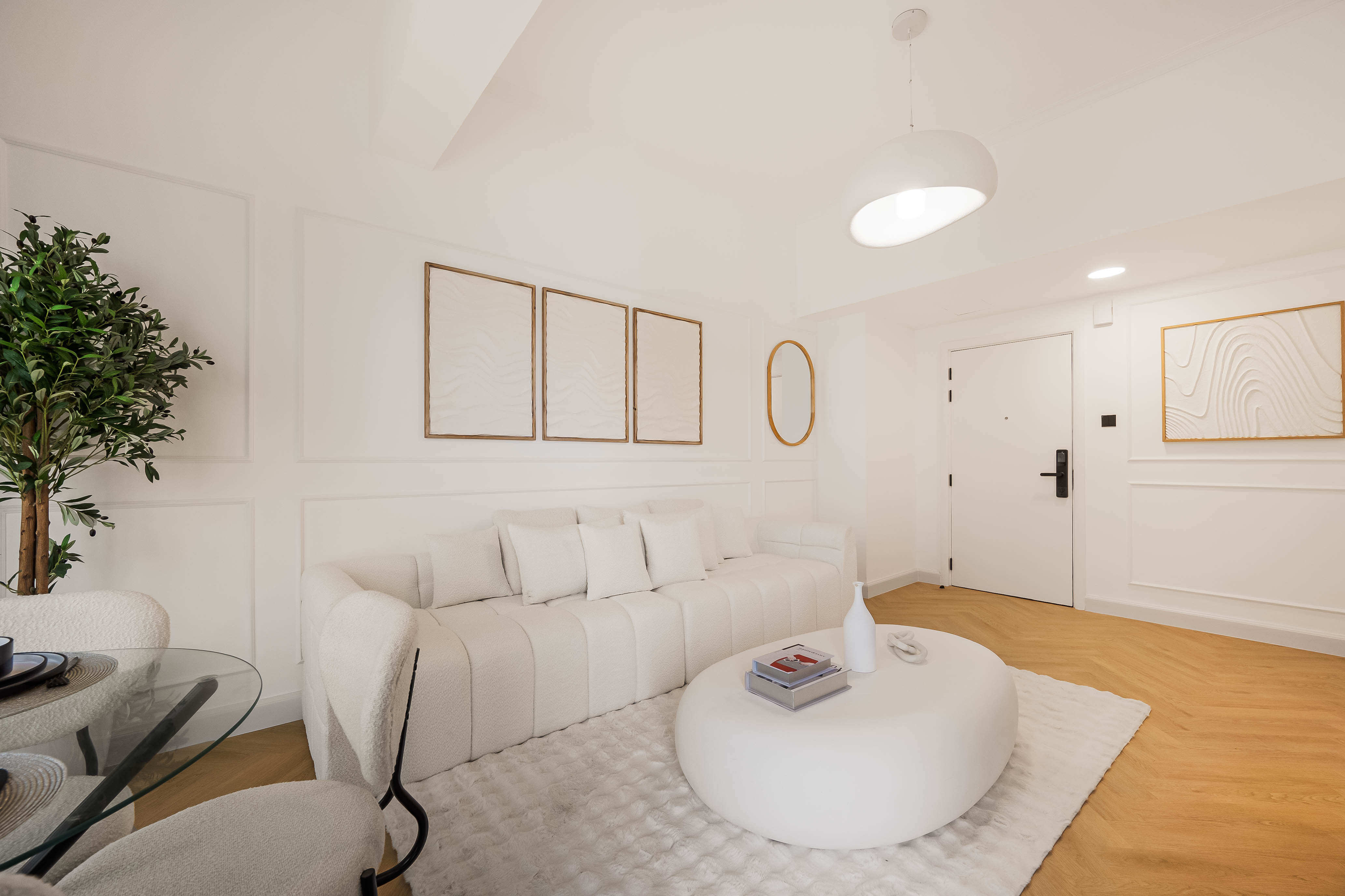 1 Bedroom Apartment in Escan Tower