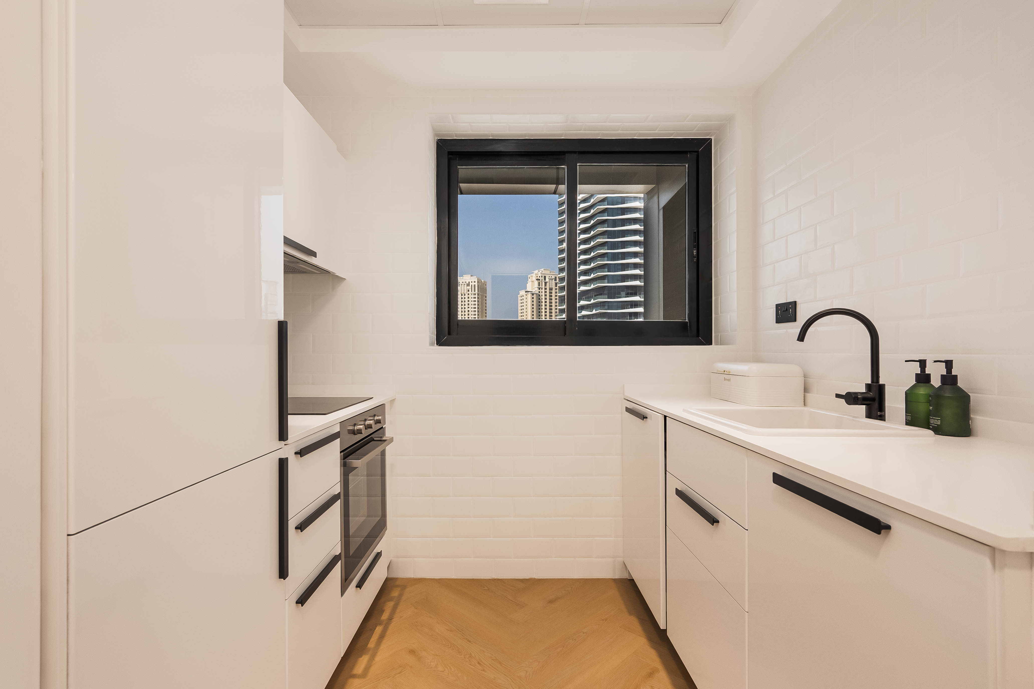 1 Bedroom Apartment in Escan Tower