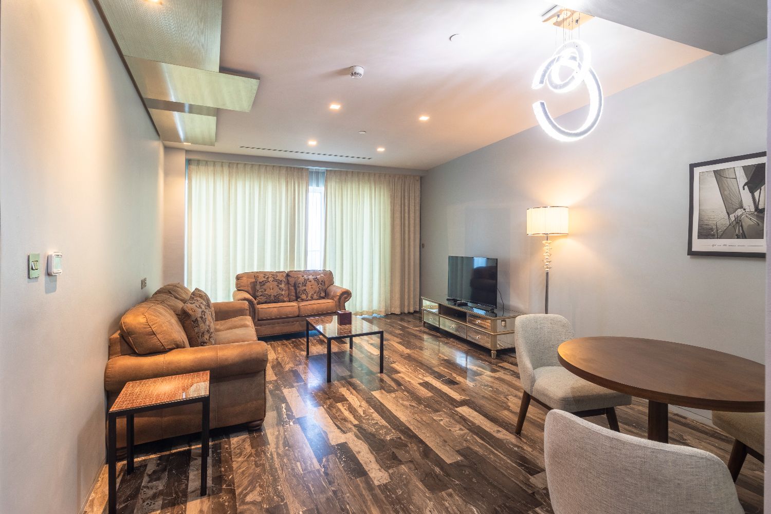 1 Bedroom Apartment in Damac Heights