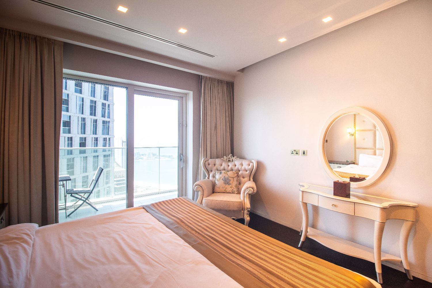 1 Bedroom Apartment in Damac Heights