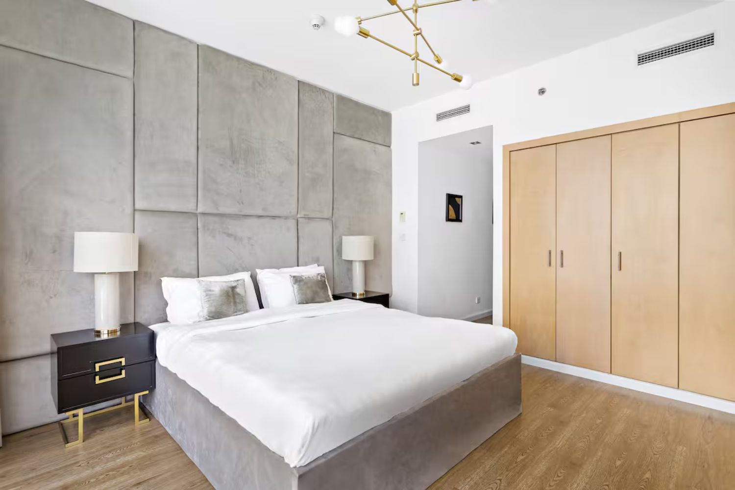 2 Bedrooms Apartment in Fairfield Tower