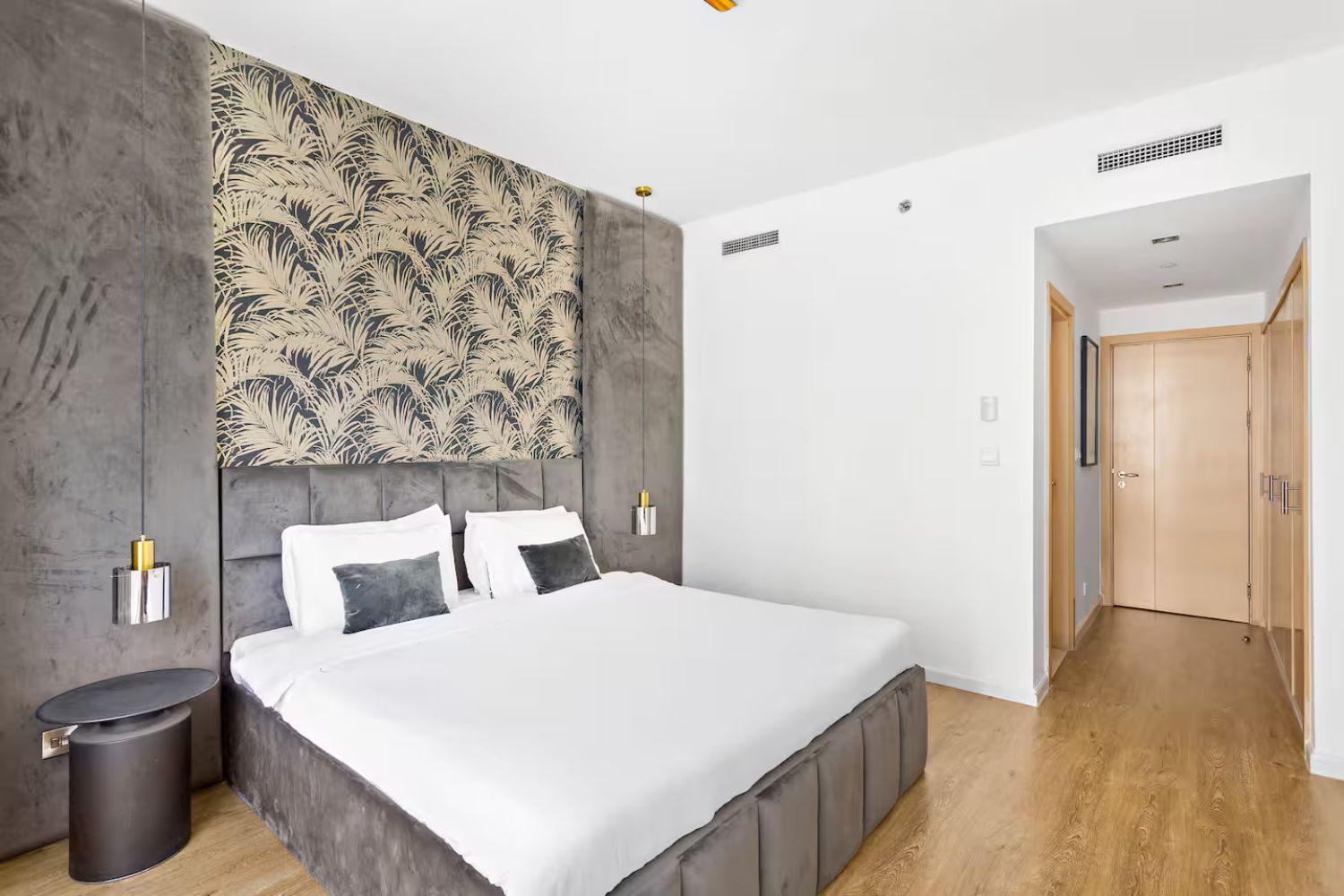 2 Bedrooms Apartment in Fairfield Tower