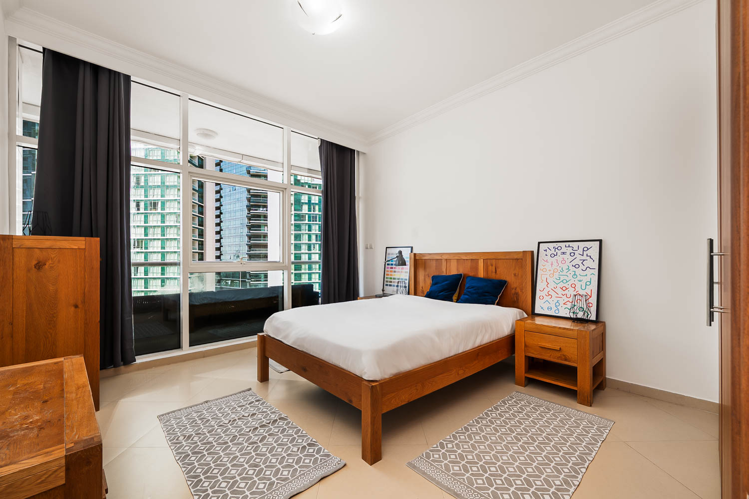 3 Bedrooms Apartment in Dorra Bay