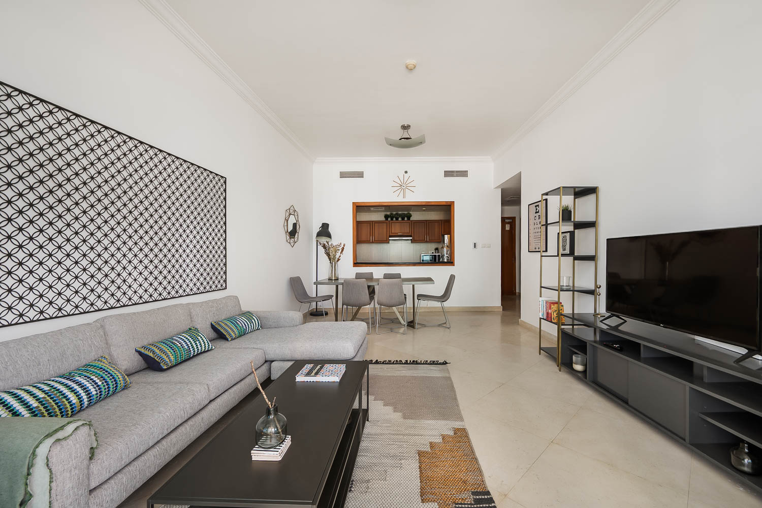 3 Bedrooms Apartment in Dorra Bay