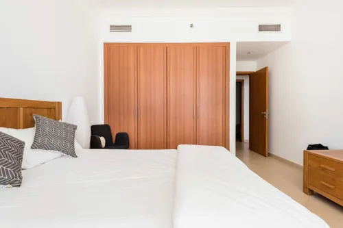 3 Bedrooms Apartment in Dorra Bay