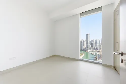 3 Bedrooms Apartment in 5242 Tower 2