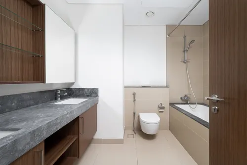 3 Bedrooms Apartment in 5242 Tower 2