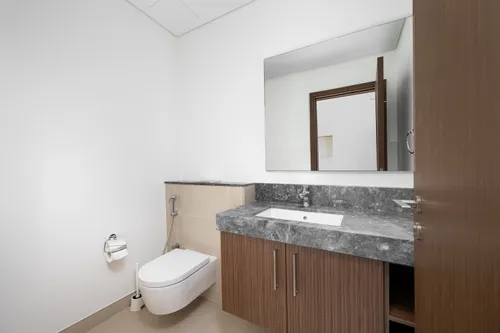 3 Bedrooms Apartment in 5242 Tower 2