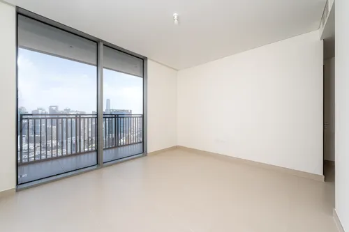 3 Bedrooms Apartment in 5242 Tower 2