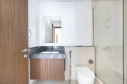 3 Bedrooms Apartment in 5242 Tower 2