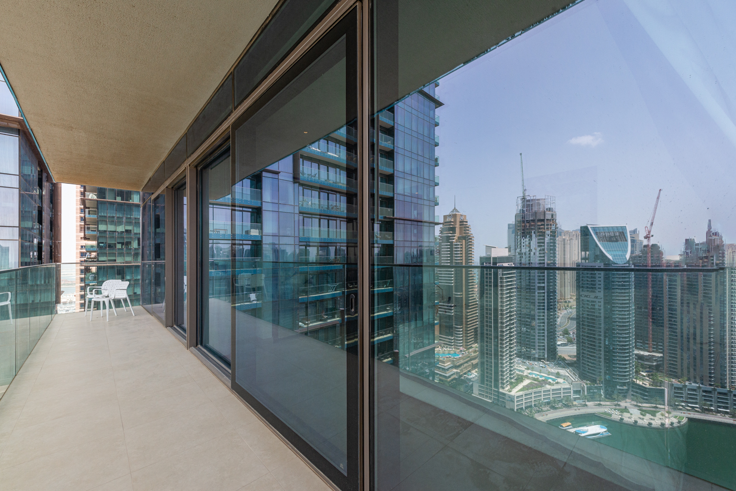 3 Bedrooms Apartment in Marina Gate 1