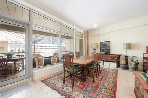 2 Bedrooms Apartment in Blakely Tower