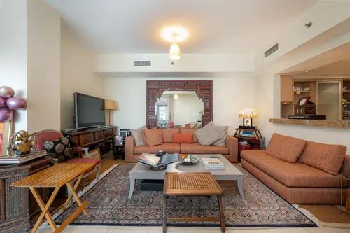 2 Bedrooms Apartment in Blakely Tower