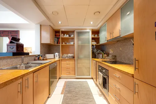 2 Bedrooms Apartment in Blakely Tower