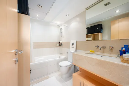 2 Bedrooms Apartment in Blakely Tower