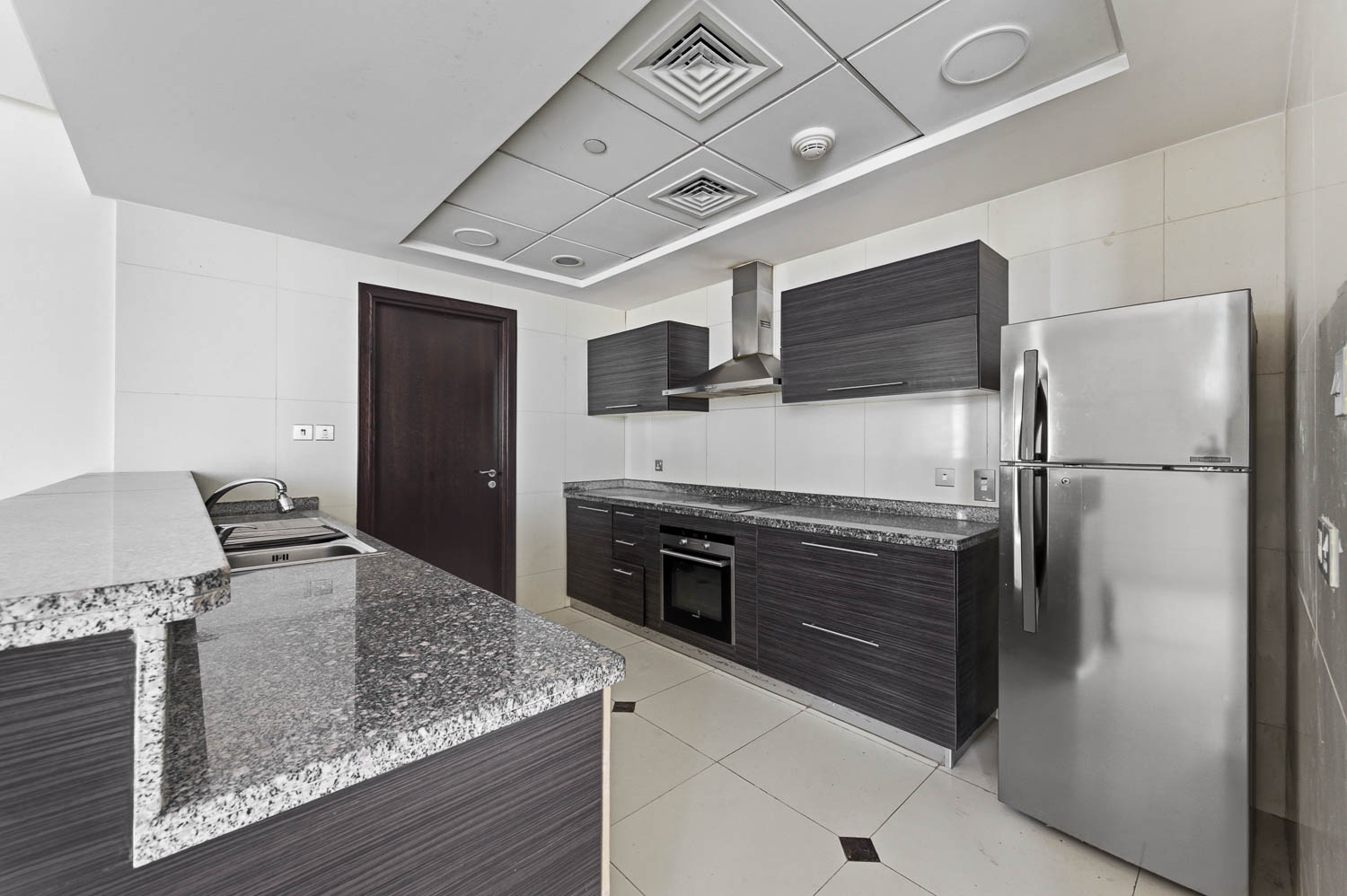 3 Bedrooms Apartment in 23 Marina