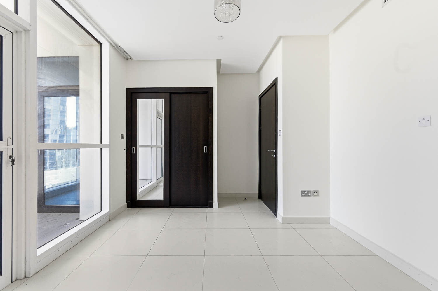 3 Bedrooms Apartment in 23 Marina