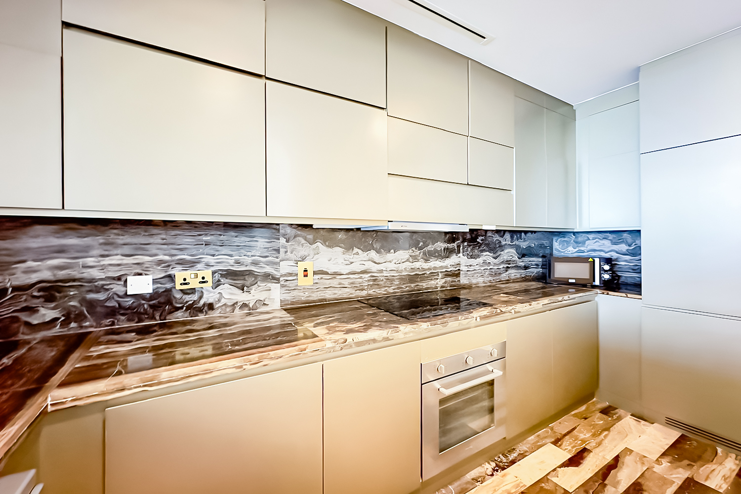 2 Bedrooms Apartment in Damac Heights